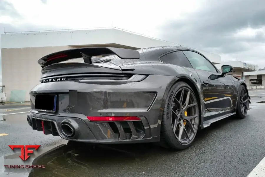 Porsche 992 Turbo S Dry Carbon Body kit
