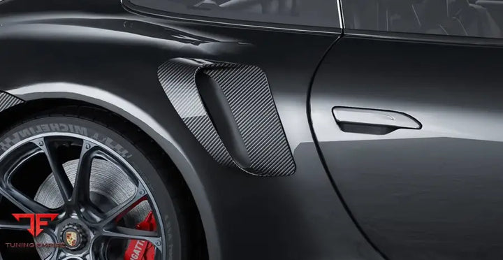 Porsche 992 Turbo S Dry Carbon Body kit