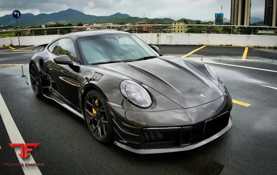 Porsche 992 Turbo S Dry Carbon Body kit
