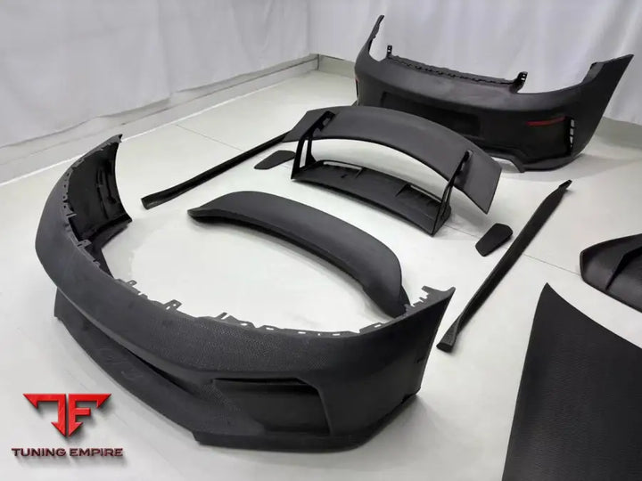 PORSCHE 992 UPGRADE TO GT3 DRY CARBON BODY KIT