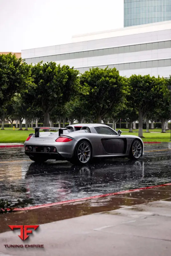 PORSCHE CARRERA GT FORGED WHEELS AND EXHAUST SYSTEM