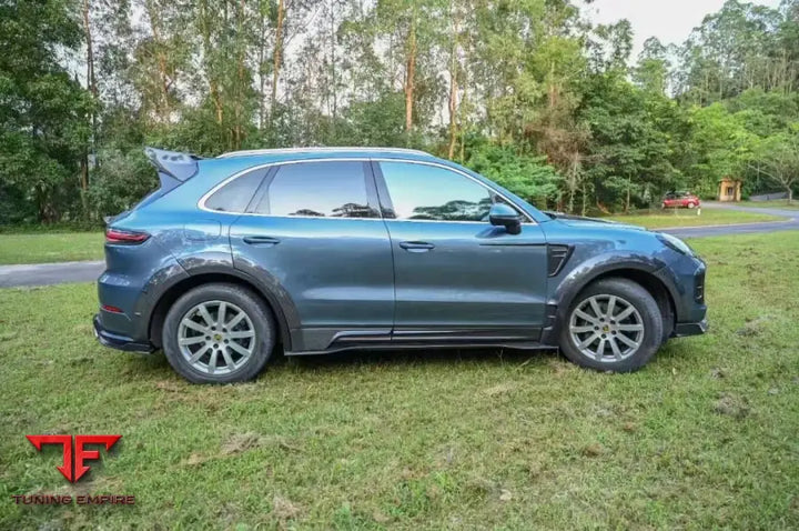 PORSCHE CAYENNE 9Y0.1 CARBON BODY KIT 2017-2023