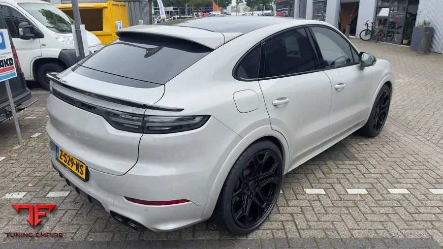 Porsche Cayenne(9YA)