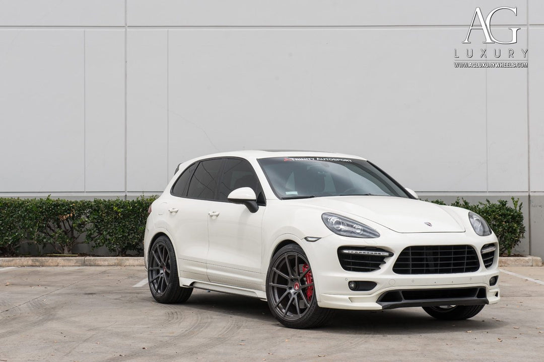 Porsche Cayenne Turbo on custom forged wheels