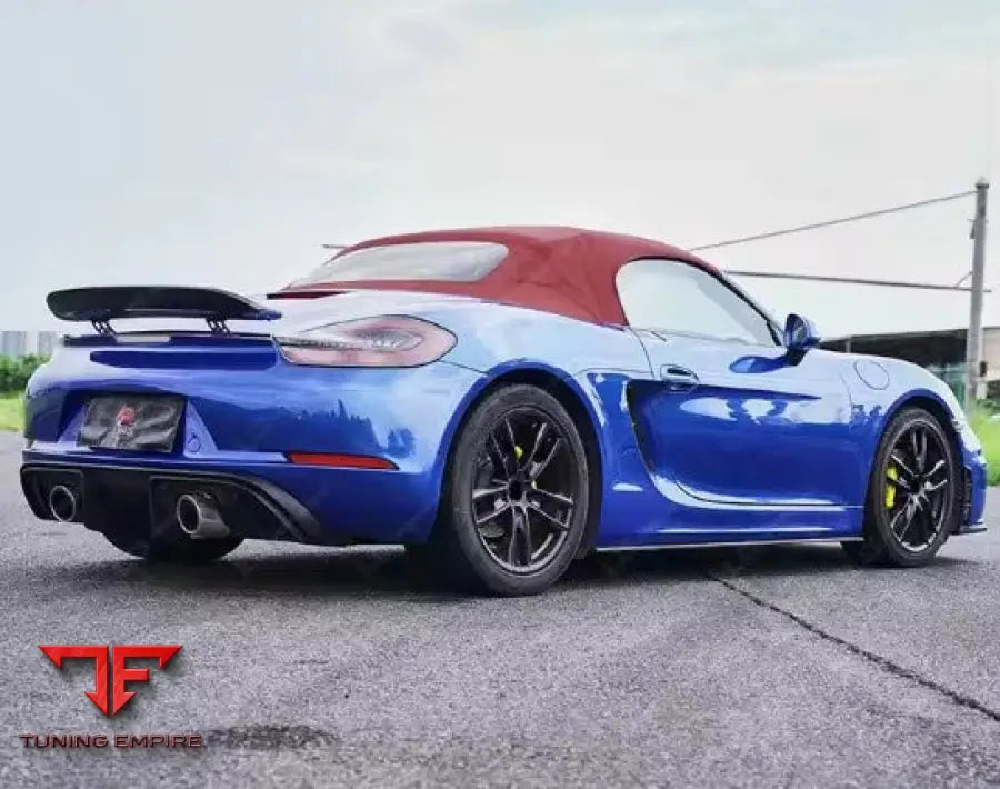 PORSCHE CAYMAN 981 GT4 CARBON FIBER PARTS