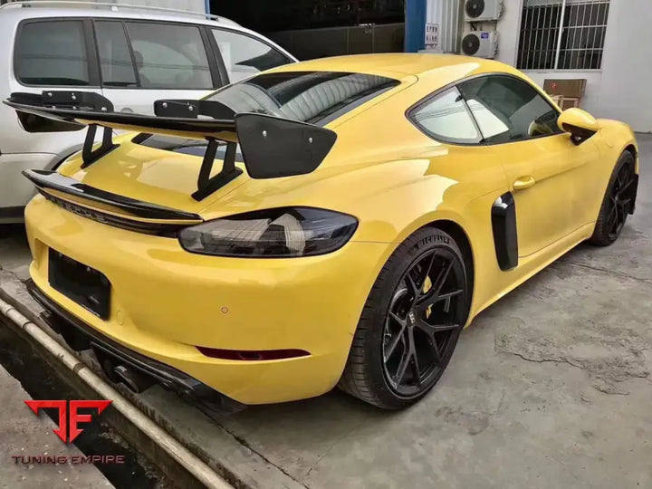 PORSCHE CAYMAN 718 982 TO GT4 CARBON CONVERSION BODY KIT