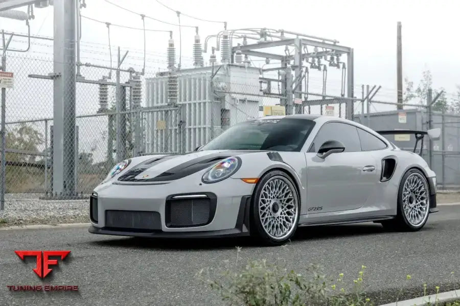 PORSCHE GT2 RS FORGED WHEELS