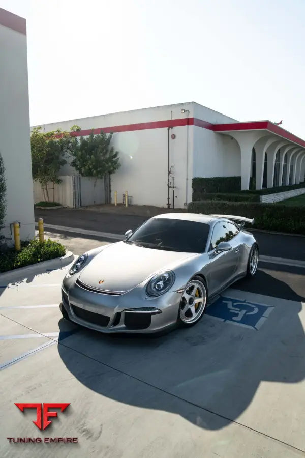 PORSCHE GT3 FORGED WHEELS AND EXHAUST SYSTEM