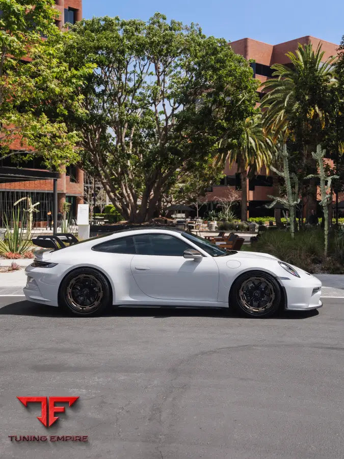 PORSCHE GT3 FORGED WHEELS AND EXHAUST SYSTEM