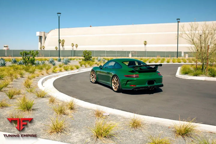 PORSCHE GT3 FORGED WHEELS AND EXHAUST SYSTEM