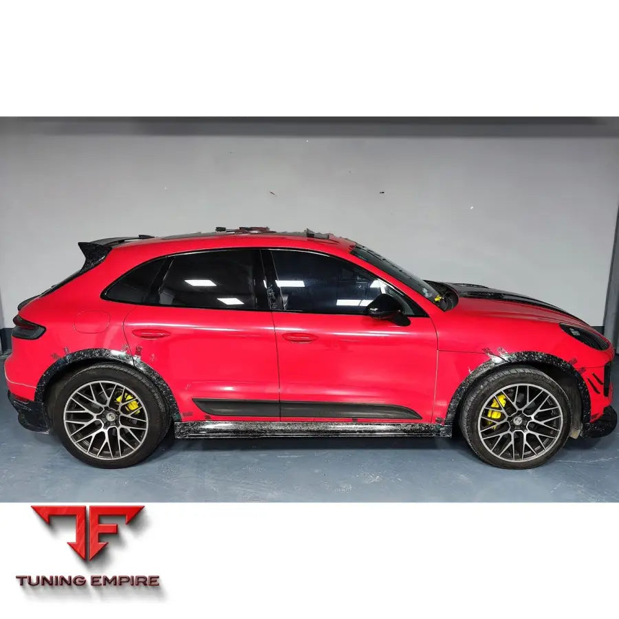 PORSCHE MACAN 95B.2 CARBON FIBER BODY KIT 2018-2021Y