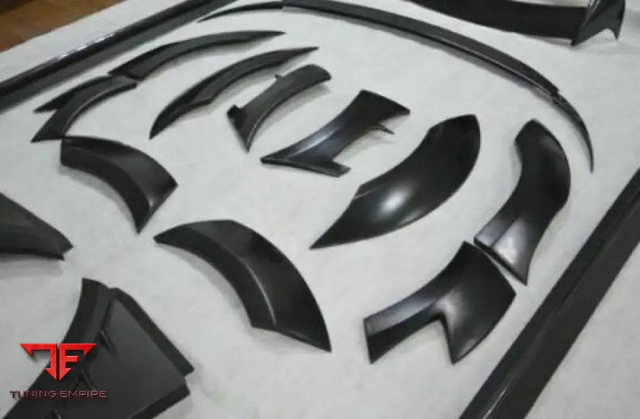 PORSCHE MACAN BODY KIT