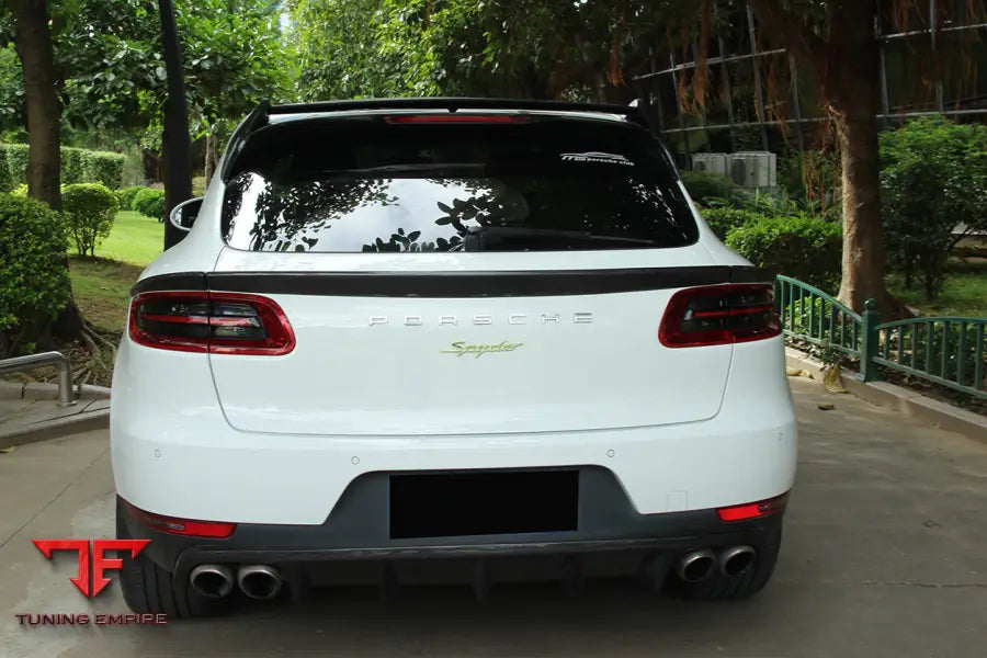 PORSCHE MACAN BS STYLE CARBON FIBER REAR DIFFUSER BSD