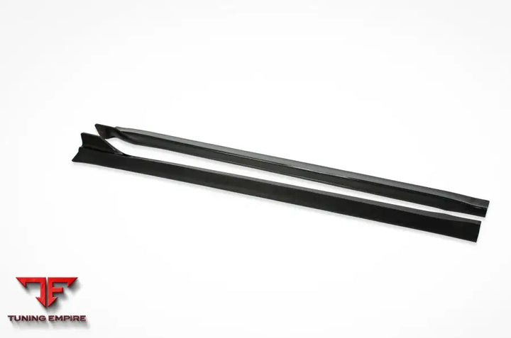 PORSCHE MACAN/MACAN S/MACAN GTS CARBON FIBER SIDE SKIRTS 2015-2021Y