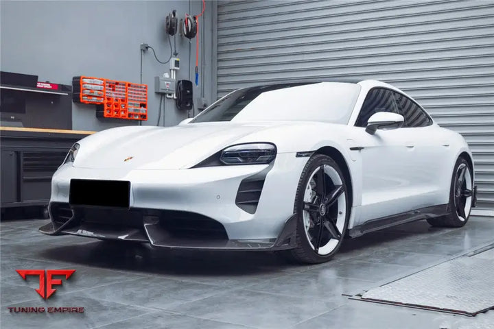 PORSCHE TAYCAN & 4 & 4S & GTS & TURBO CADO STYLE SIDE SKIRTS BSD