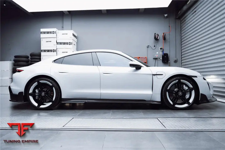 PORSCHE TAYCAN & 4 & 4S & GTS & TURBO CADO STYLE SIDE SKIRTS BSD