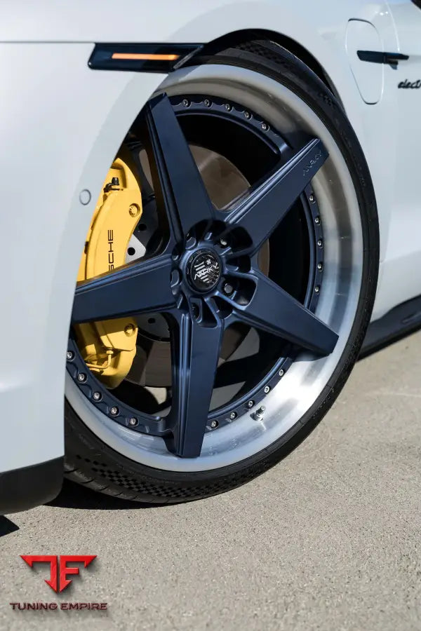PORSCHE TAYCAN GTS FORGED WHEELS AND EXHAUST SYSTEM