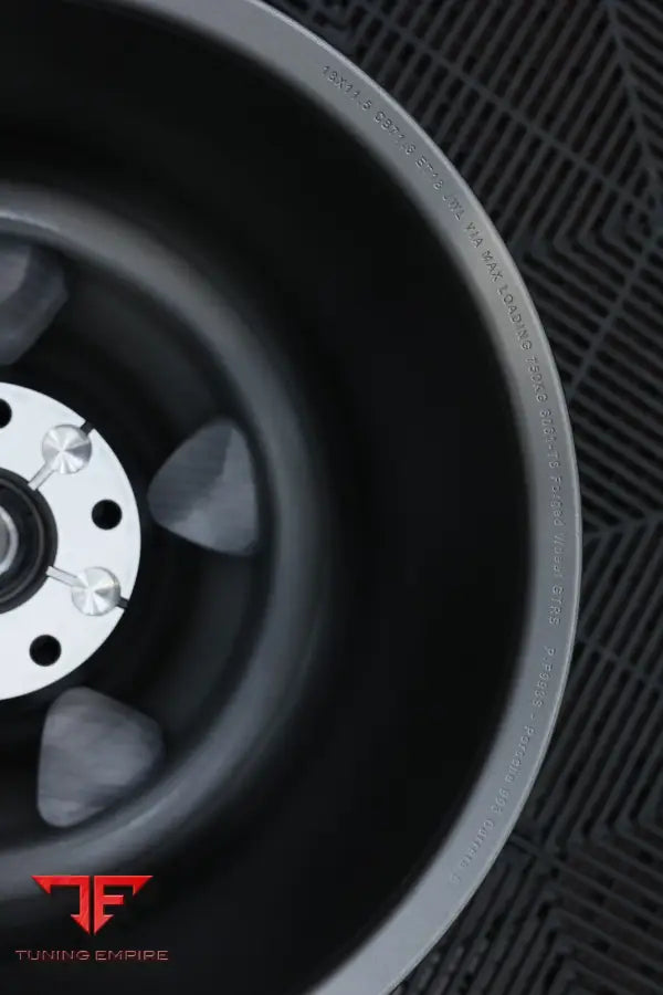 PORSCHE WHEEL GT-RS 22