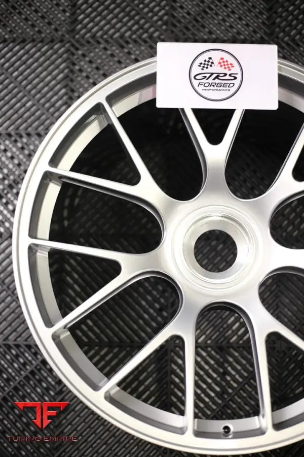 PORSCHE WHEEL GT-RS 3