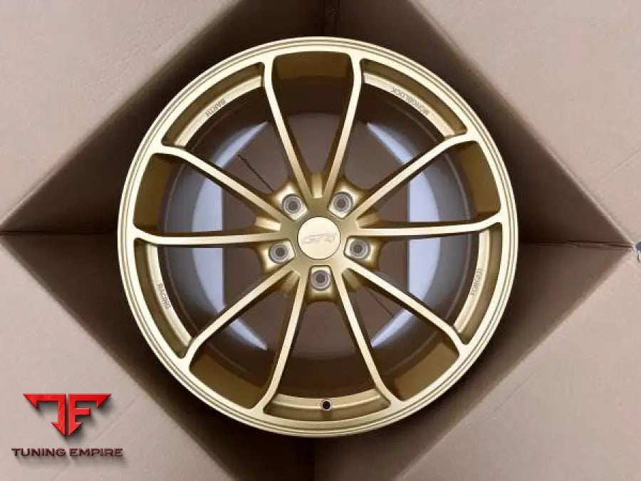 PORSCHE WHEEL GT-RS 36