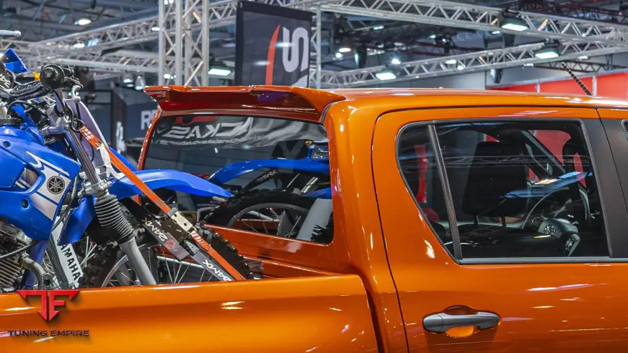 PRIOR DESIGN TOYOTA HILUX INVINCIBLE 2018 + WIDEBODY