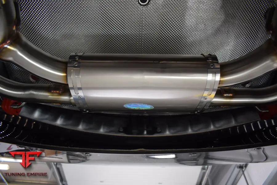 QUICKSILVER ASTON MARTIN DB12 - TITAN SPORT REAR SECTION WITH SOUND ARCHITECT™ (2023 ON)