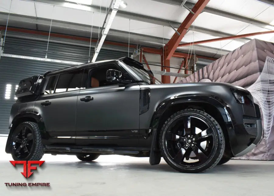 QUICKSILVER LAND ROVER DEFENDER P525 P425 V8 90 110 OR 130 - SUPERSPORT SYSTEM WITH SOUND ARCHITECT™ (2021 ON)