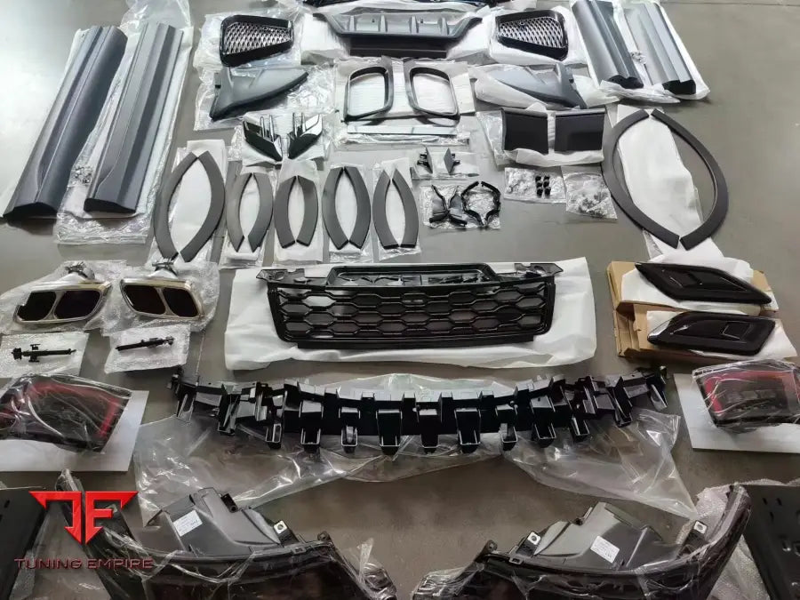 RANGE ROVER SPORT 13-17y to 18-22y SVR STYLE BODY KIT