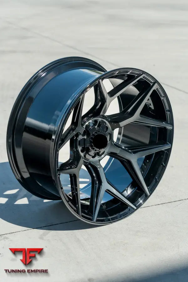 RAZOR FORGED RZR 229
