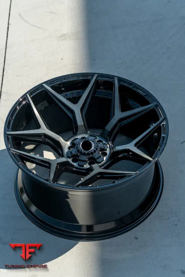 RAZOR FORGED RZR 229