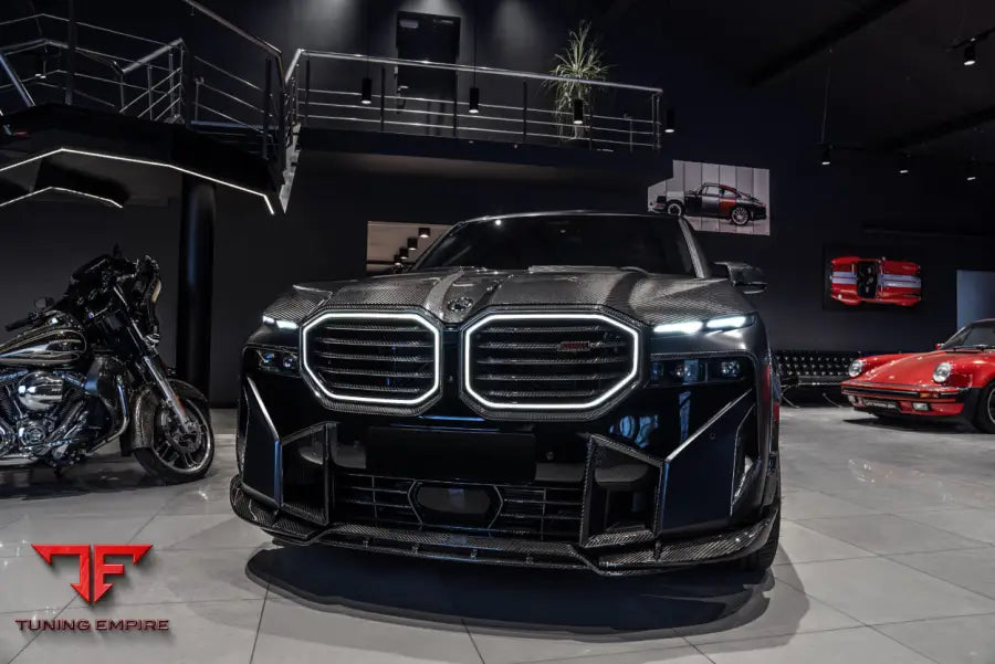 RENEGADE BMW XM BODY KIT