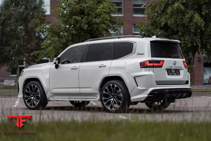 RENEGADE TOYOTA LAND CRUISER 300 BODY KIT