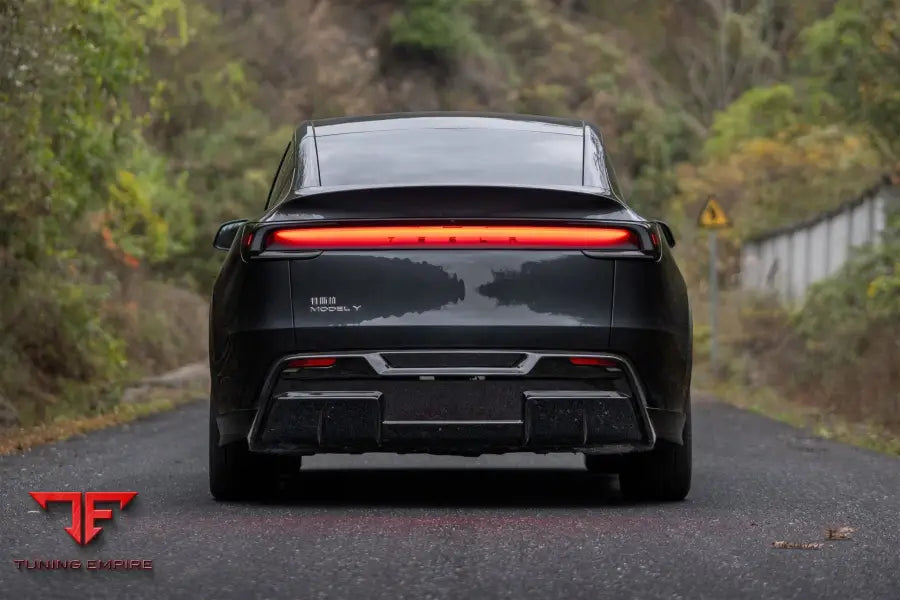 ROBOT 2025+ Tesla Model Y Lowline Kit Gloss Black / Carbon Body Kit - Full Body Kits