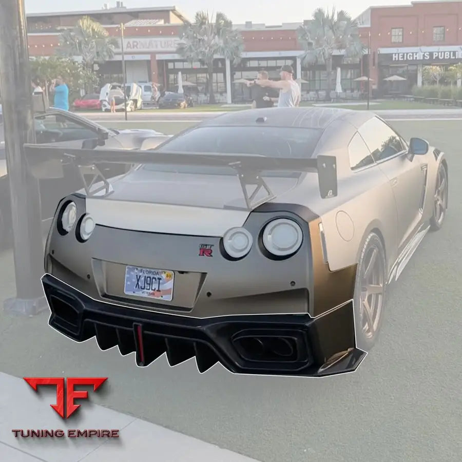ROBOT Nissan GTR Narrowbody R35 Rear Diffuser - Rear Bumpers & Diffusers