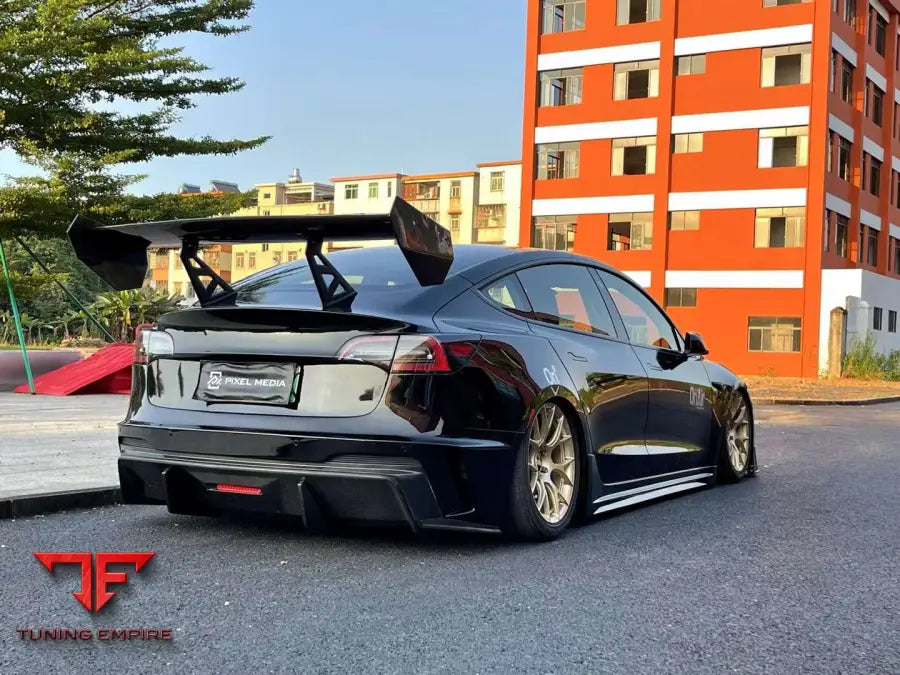 ROBOT Tesla Model 3 ’HACKER’ Rear Bumper & Diffuser (2017–2023 pre-facelift) - Rear Bumpers & Diffusers