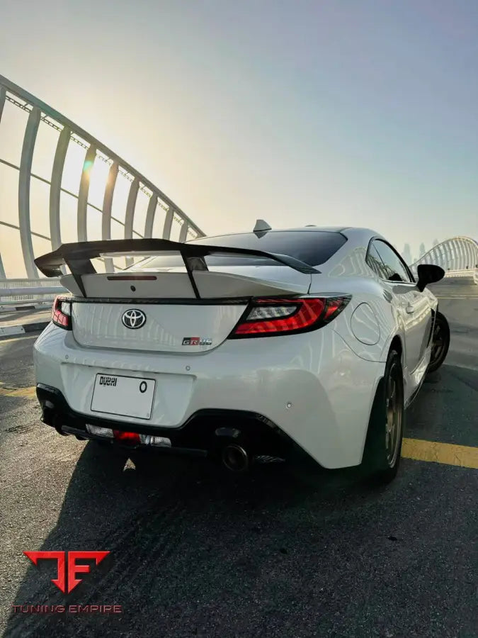 ROBOT Toyota GR86 ZN8 / BRZ ZD8 GT Sport Wing (Carbon/FRP) - Spoilers & Rear Wings