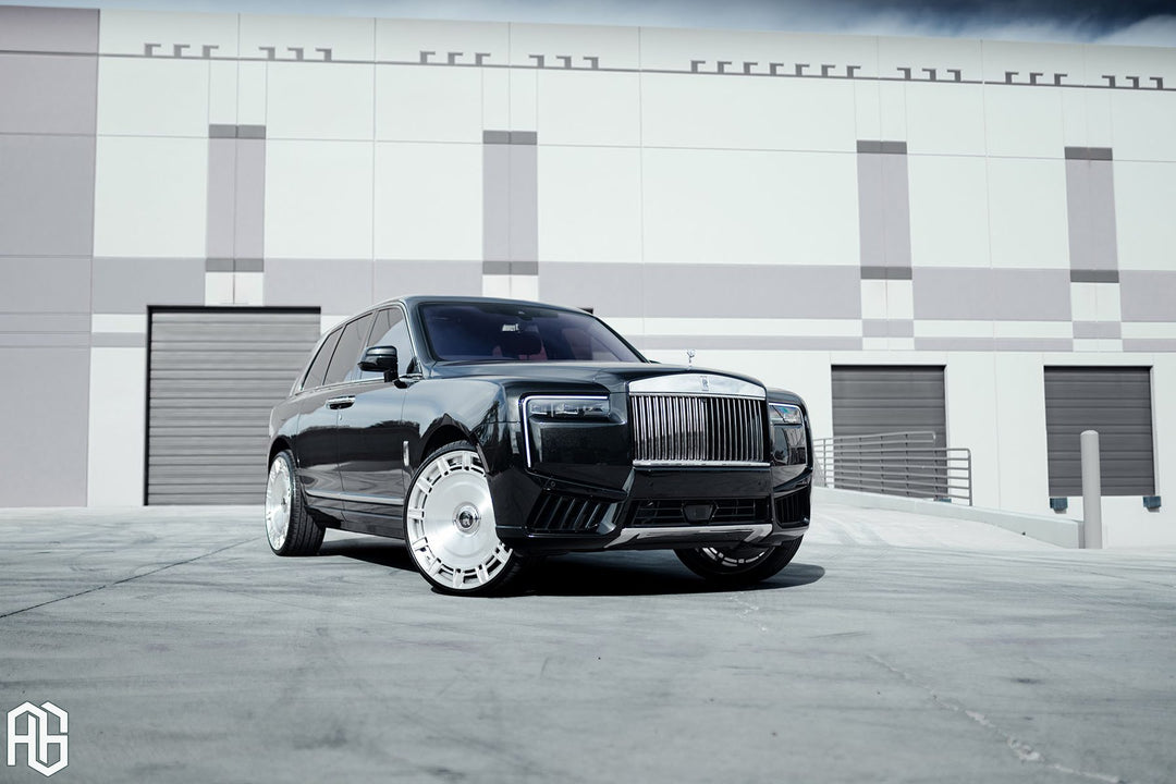 Rolls-Royce Cullinan on custom forged wheels