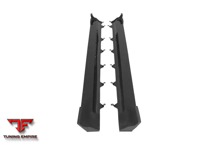 ROLLS-ROYCE CULLINAN BKSS STYLE CARBON FIBER SIDE SKIRTS BSD