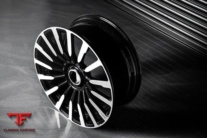 ROLLS-ROYCE CULLINAN KAHN FORGED ALLOY WHEELS