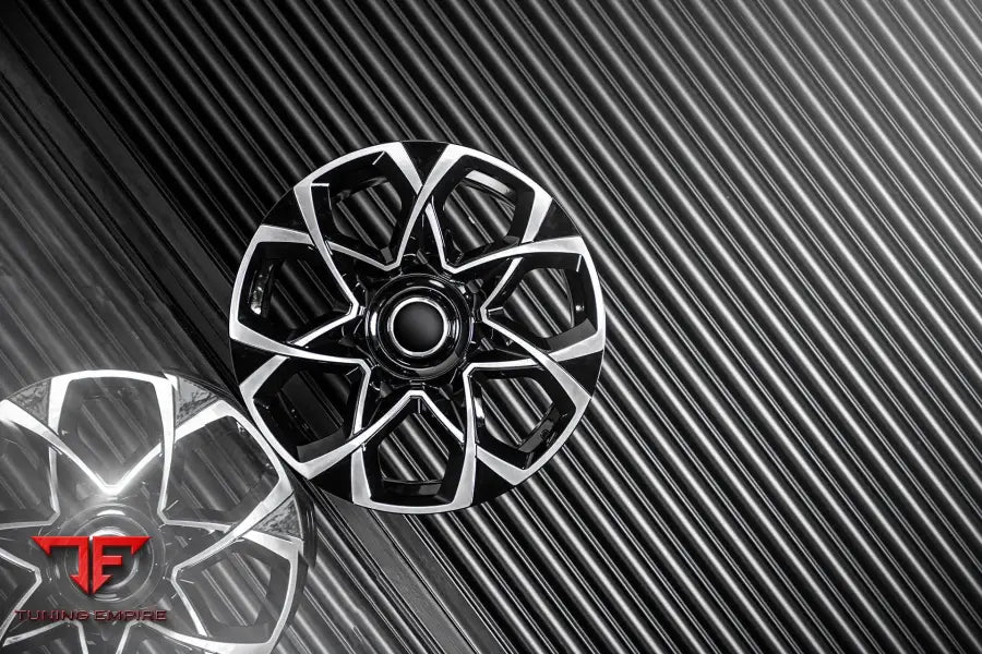 ROLLS-ROYCE CULLINAN KAHN FORGED WHEELS