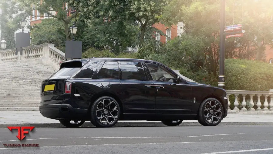 ROLLS-ROYCE CULLINAN KAHN FORGED WHEELS
