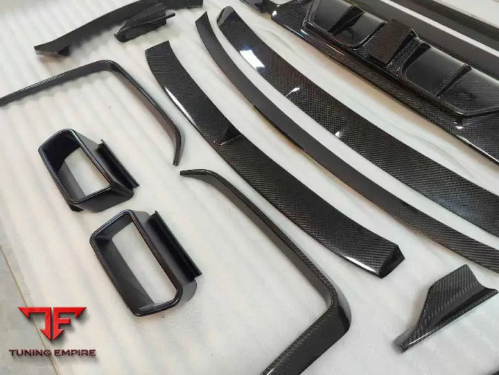 ROLLS-ROYCE GHOST 2020 + DRY CARBON BODY KIT