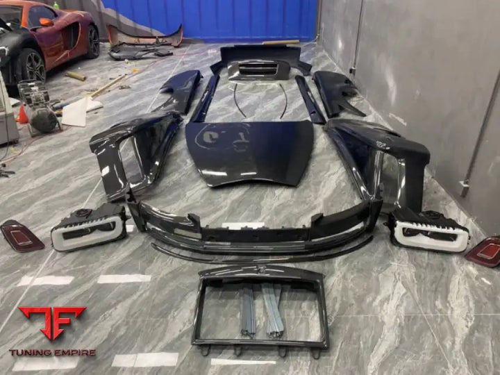 ROLLS ROYCE PHANTOM 2004-2012 CONVERSION CARBON BODY KIT