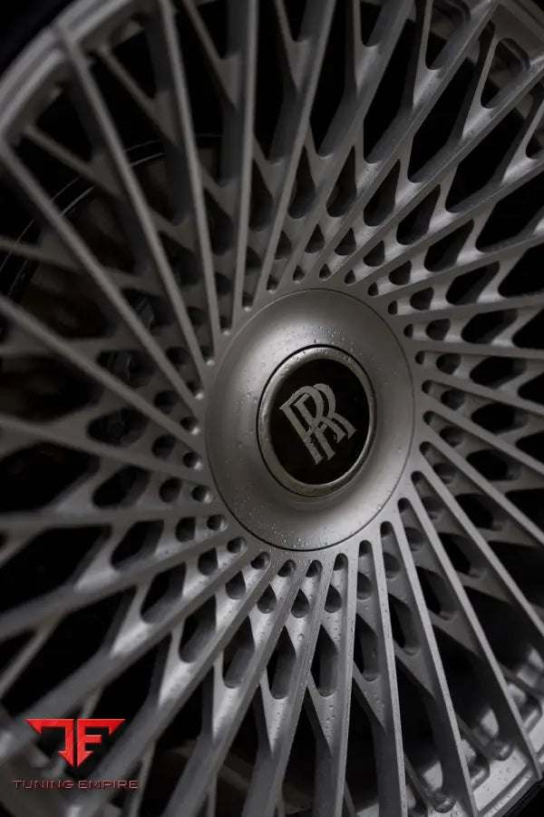 ROLLS ROYCE SPECTRE FORGED WHEELS AND EXHAUST SYSTEM