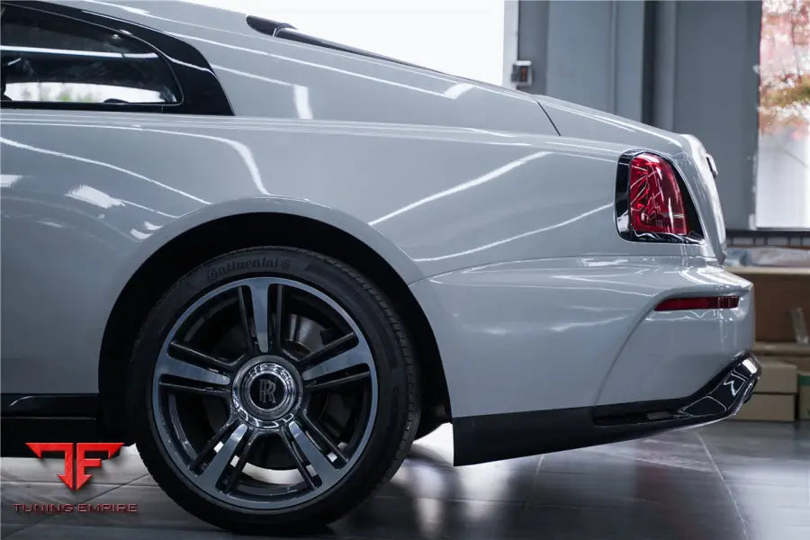 ROLLS-ROYCE WRAITH & DAWN BKSS STYLE PARTIAL CARBON FIBER REAR BUMPER BSD