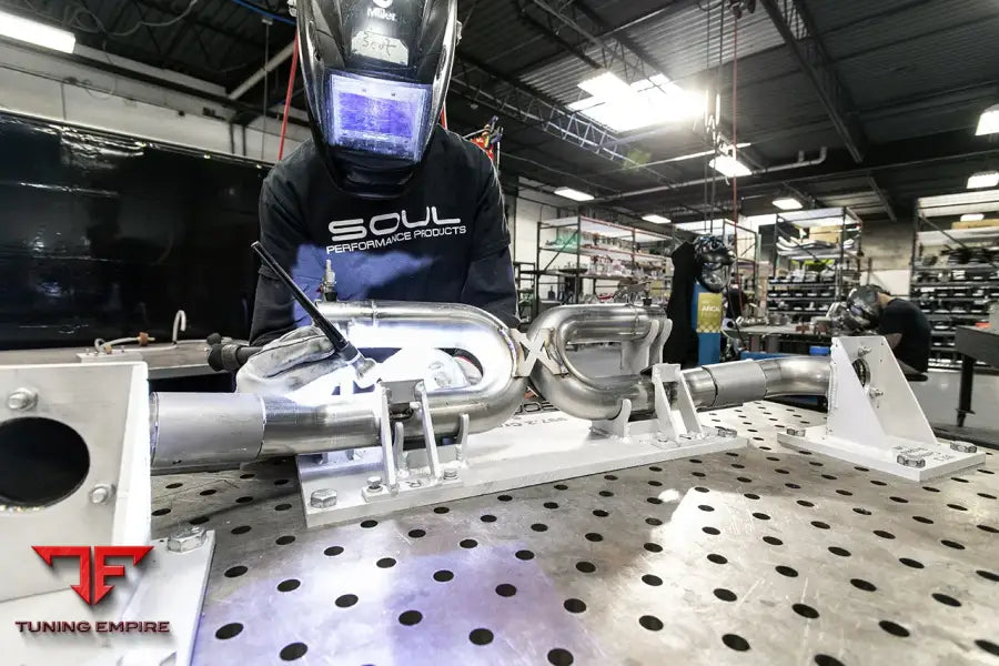 SOUL PORSCHE 997.2 CARRERA CENTER MUFFLER BYPASS EXHAUST SYSTEM