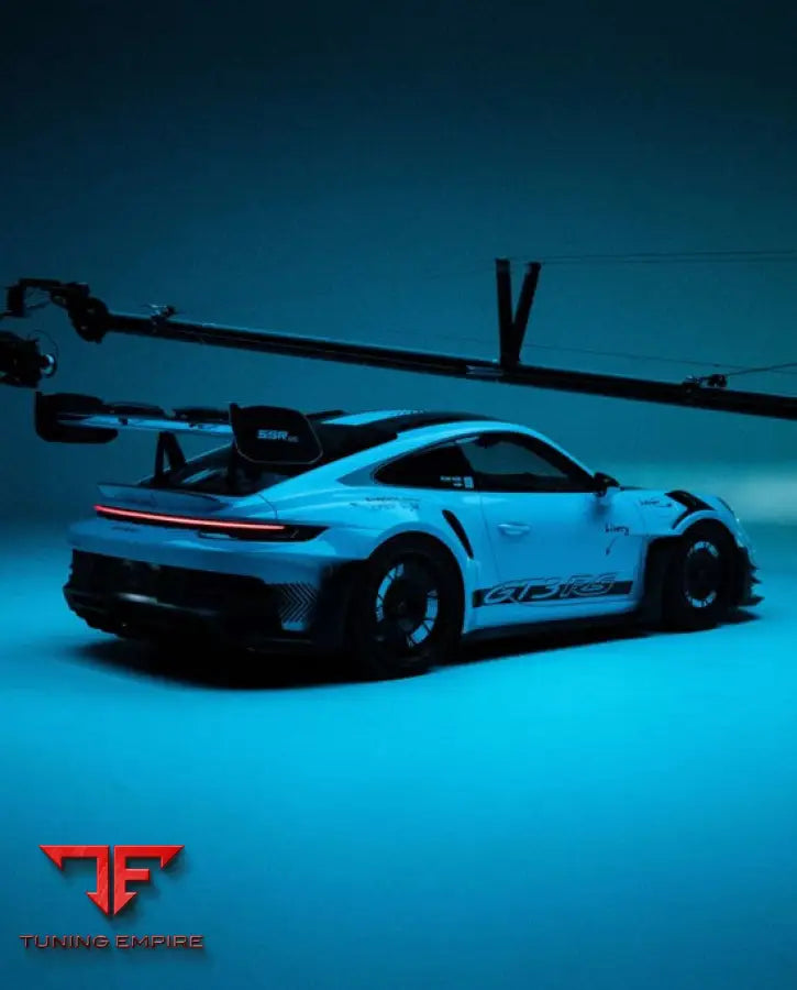 SSR PERFORMANCE Carbon Front Splitter with Closed Underbody Porsche 992 GT3 RS