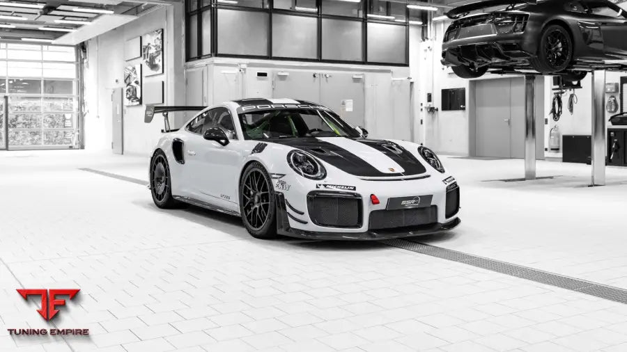 SSR PERFORMANCE Carbon Front Splitter with GT2 RS Lettering Porsche 991.2 GT2 RS