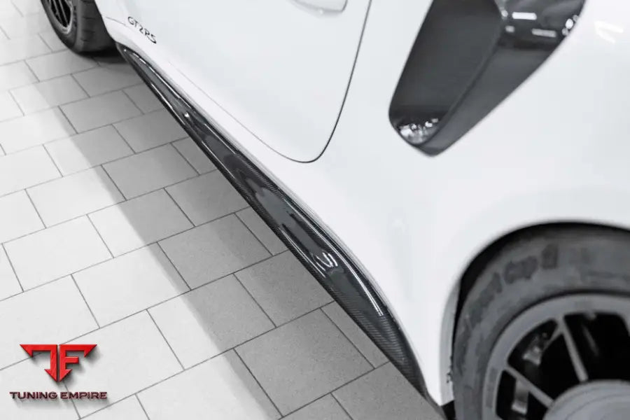 SSR PERFORMANCE Carbon Front Splitter with GT2 RS Lettering Porsche 991.2 GT2 RS