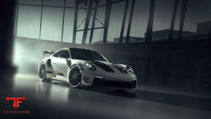 SSR PERFORMANCE Closed Carbon Underbody with Adjustable Diffuser Porsche 992 Turbo S